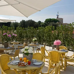 de-petris.it-romehotels.com/